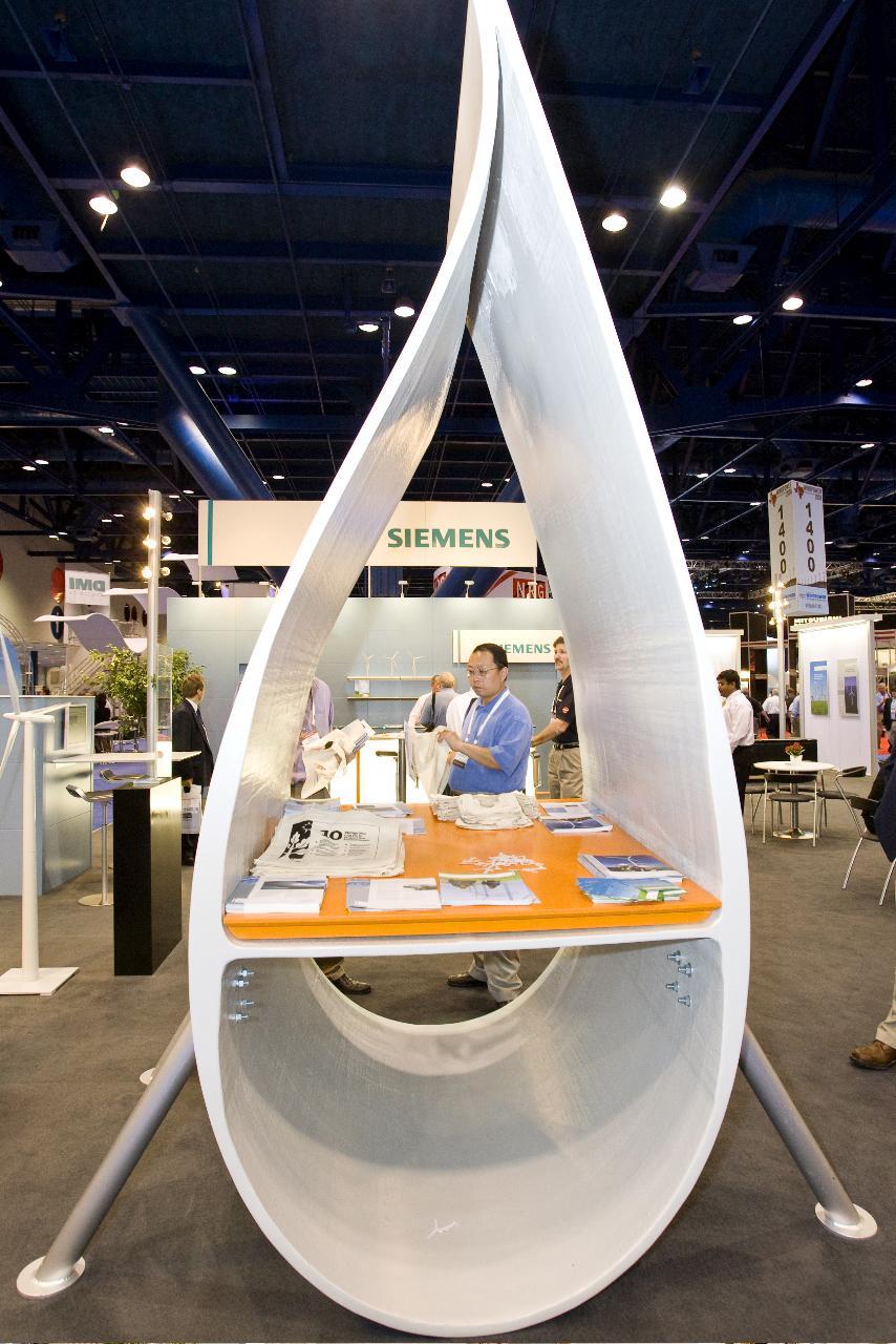 A close look at a blade section.jpg