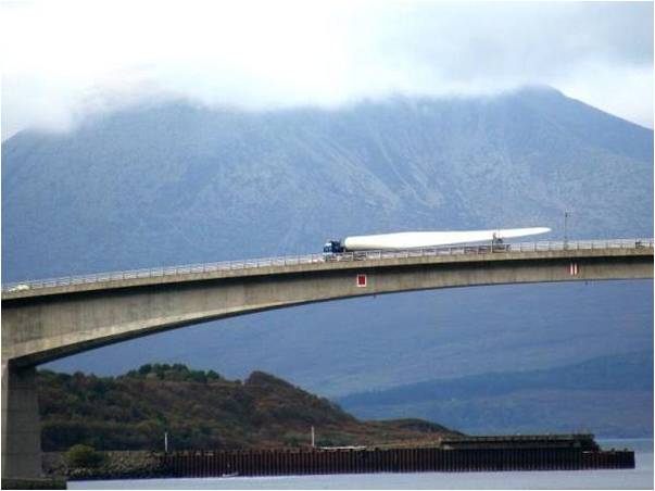 blade transportation.jpg