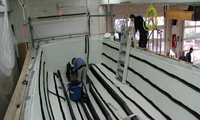 纤维都铺完,导流网包着导流管铺放