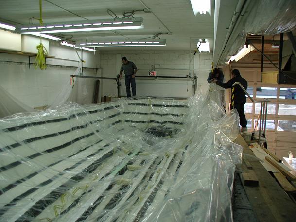 放入组合好的真空袋